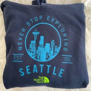 NWT The North Face Graphic Seattle Hooded Sweatshirt size XL
